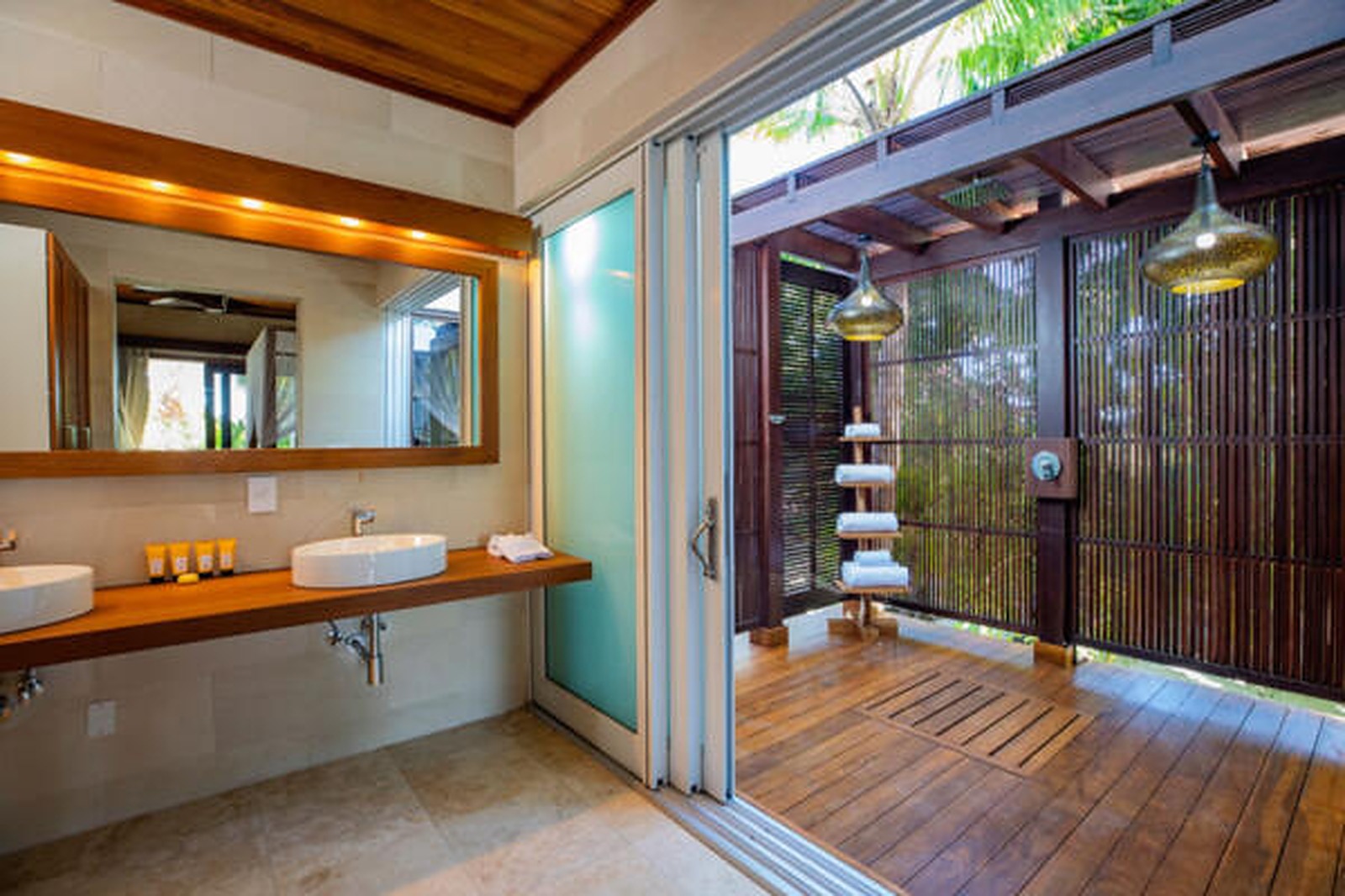 Coconut Home - Image 12